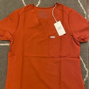 Figs Catarina One Pocket Scrub Top